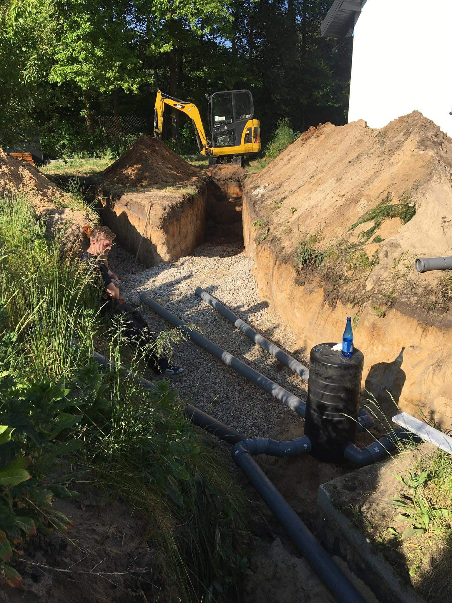 Realizacja 6 robót ziemnych, przyłączy i usług geodezyjnych KAM-KOP & GEOPRO