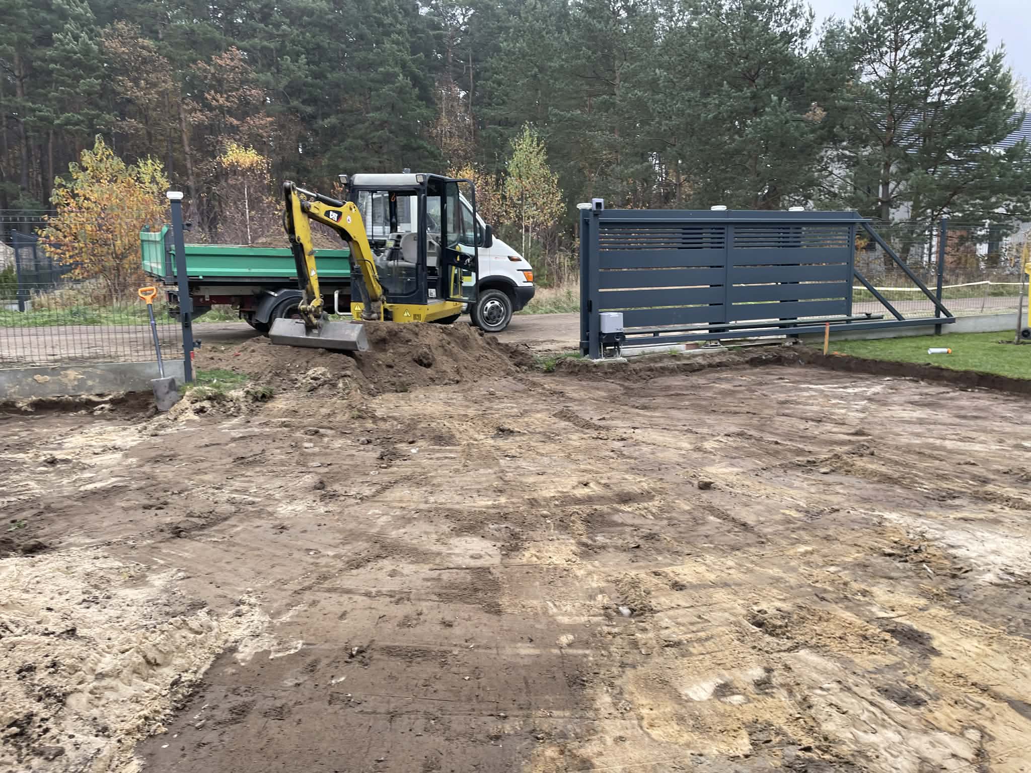 Realizacja 24 robót ziemnych, przyłączy i usług geodezyjnych KAM-KOP & GEOPRO